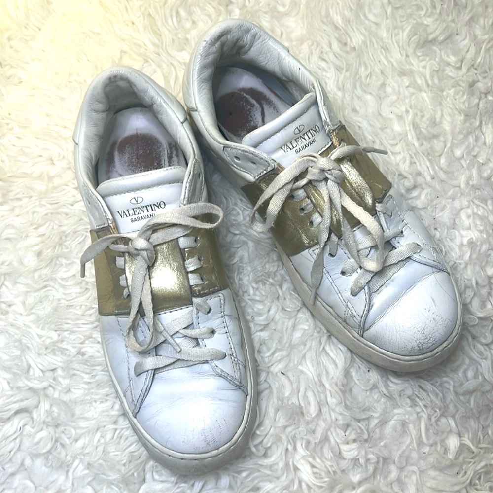 Valentino Garavani Sneakers size euro 38
